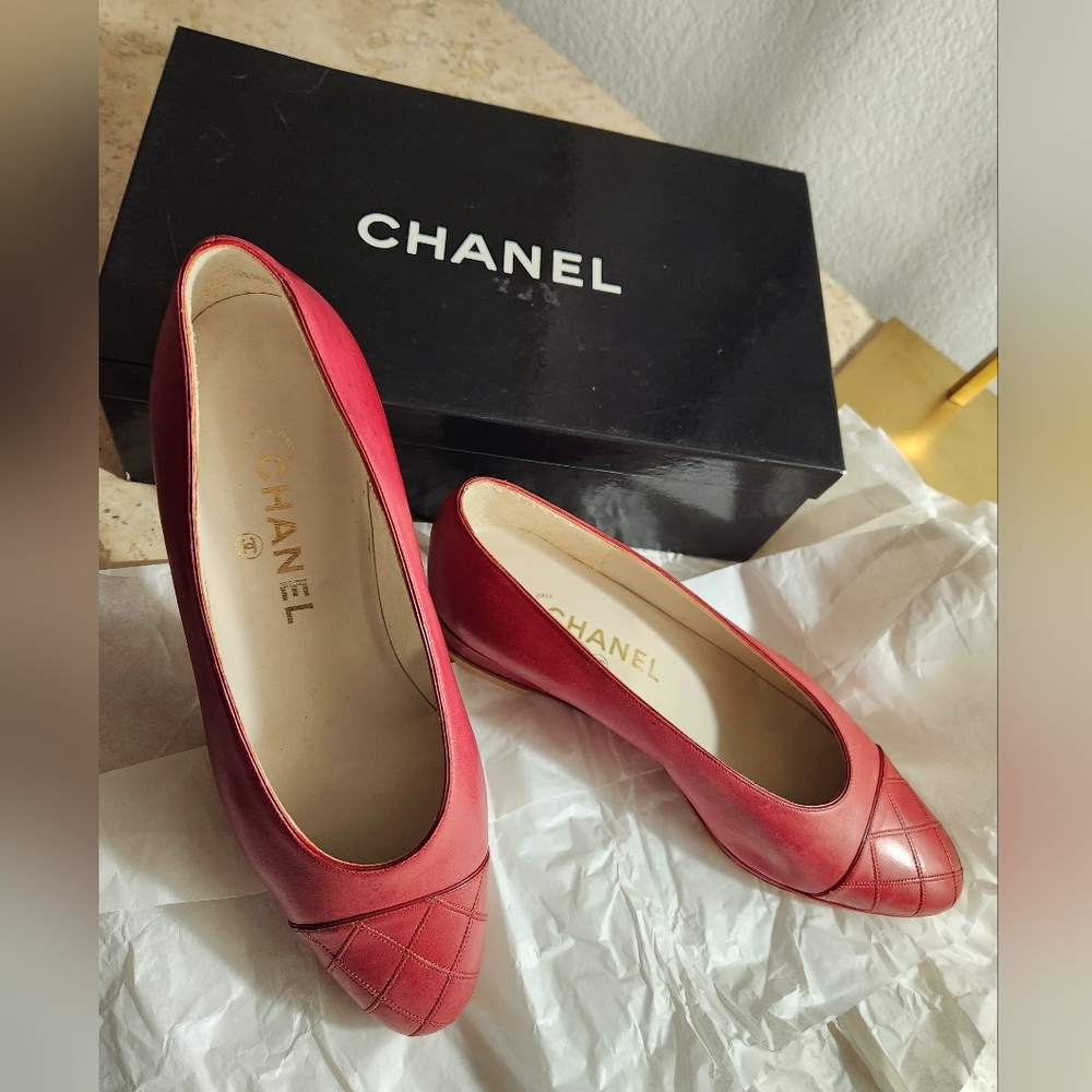 CHANEL Red Nappa Bordeaux Shoes 7.5
